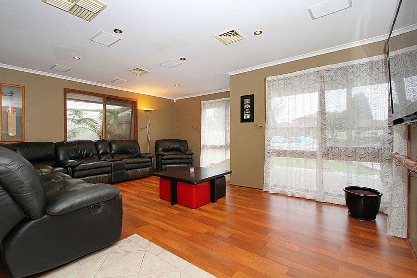 7 Shearer Court, MILL PARK VIC 3082, Mill Park - Thumbnail 5