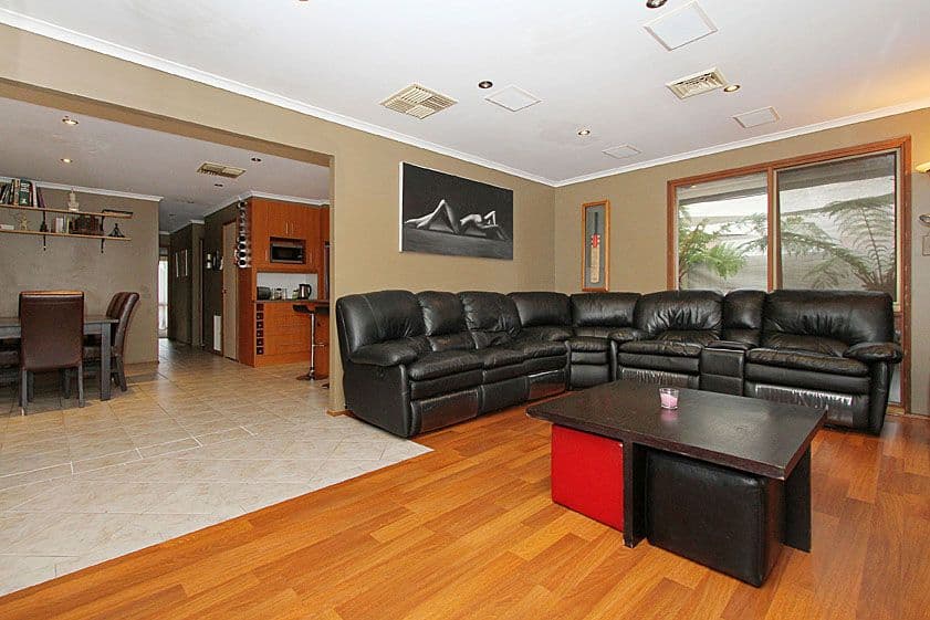 7 Shearer Court, MILL PARK VIC 3082, Mill Park - Thumbnail 6