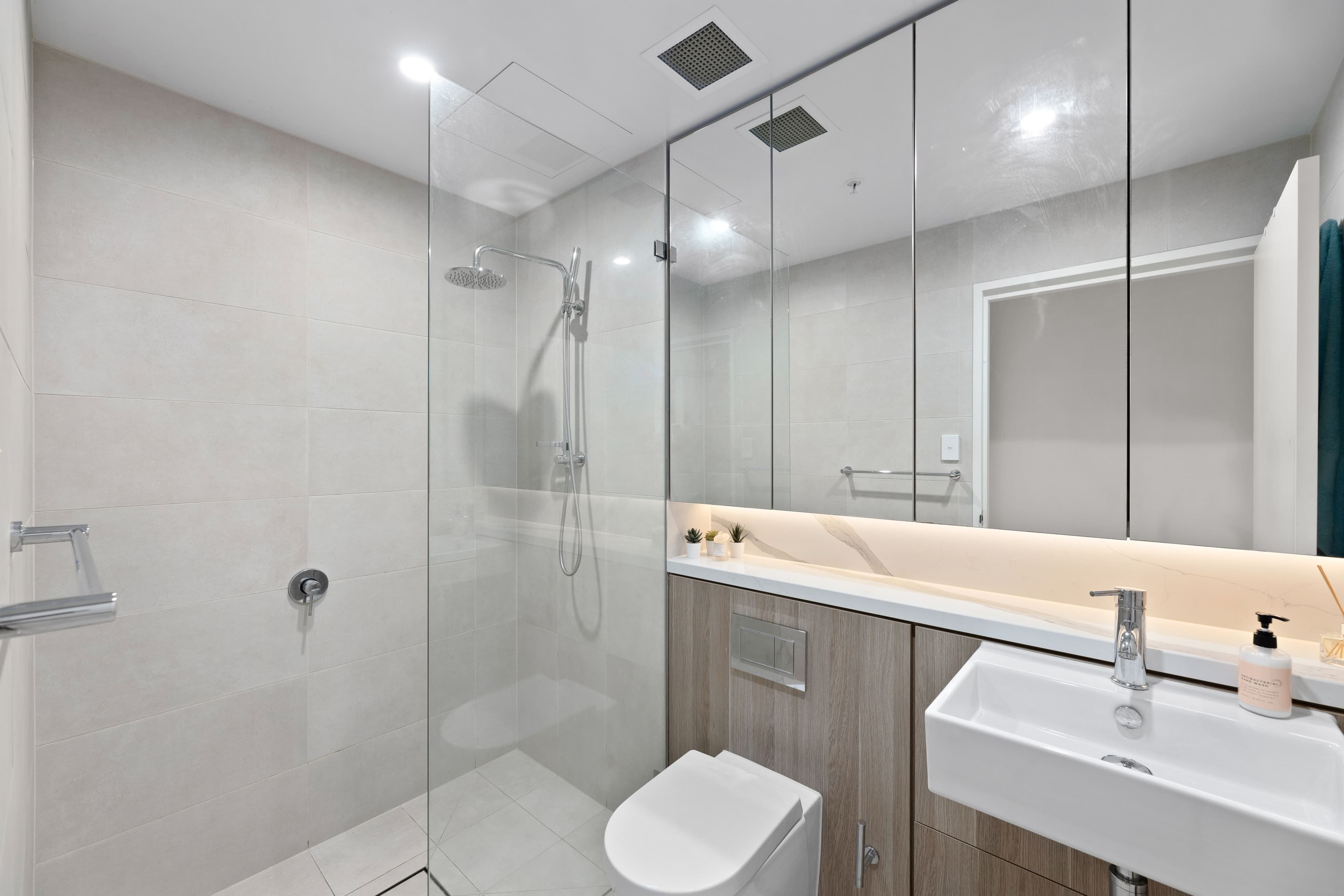 39 Flora Street, Kirrawee NSW 2232, Kirrawee - Thumbnail 5