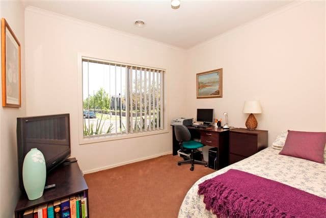 30 Hoxton Crescent, CRAIGIEBURN VIC 3064, Craigieburn - Thumbnail 7