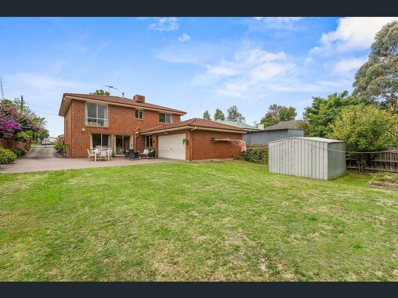 8 Darbyshire Road, Mount Waverley VIC 3149, Mount Waverley - Thumbnail 8