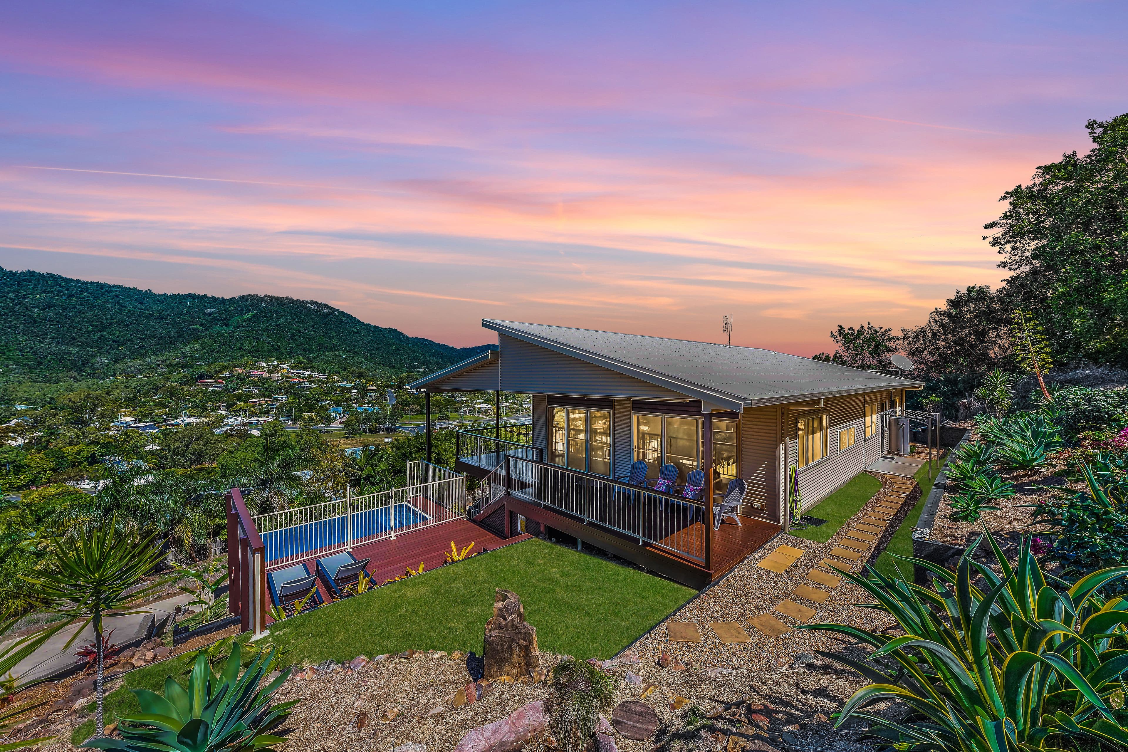 16 Beth Court, Cannonvale QLD 4802, Cannonvale - Thumbnail 2