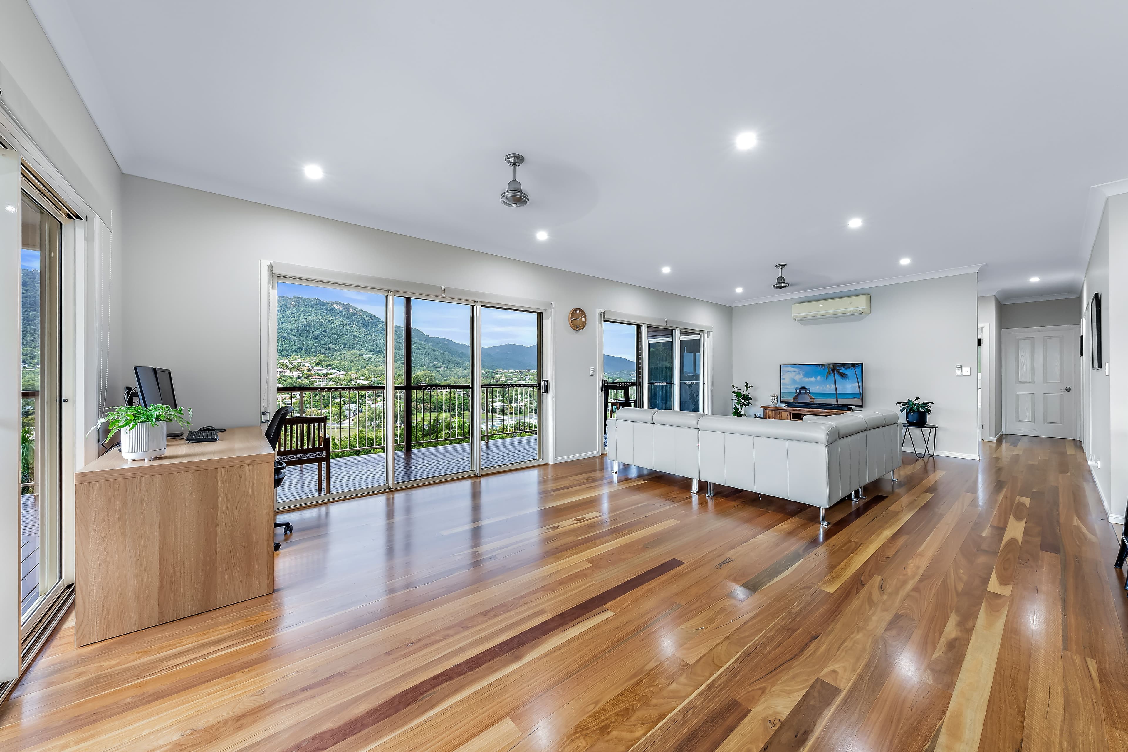 16 Beth Court, Cannonvale QLD 4802, Cannonvale - Thumbnail 7