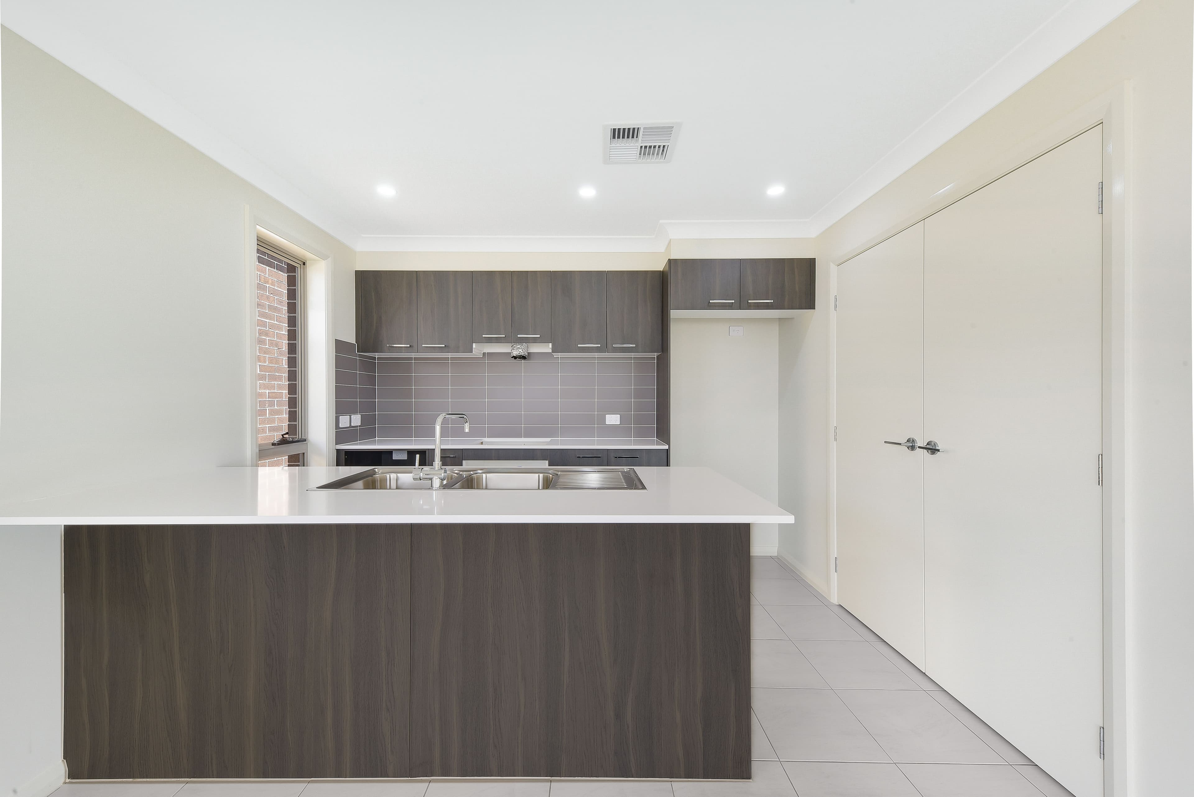 23 Banfield Drive, Oran Park - Thumbnail 4