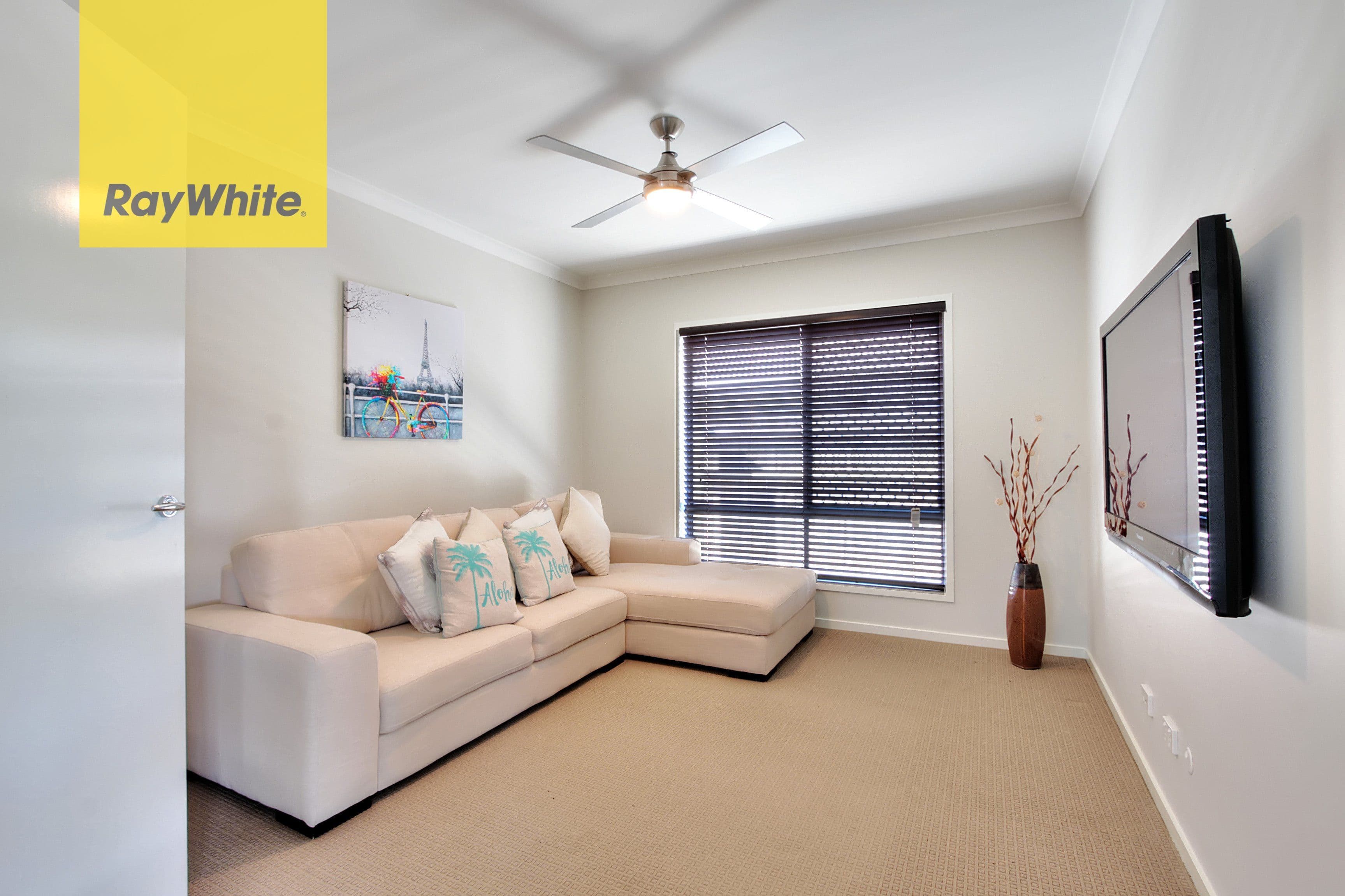 30 Stoneleigh Reserve Boulevard, Logan Reserve QLD 4133, Logan Reserve - Thumbnail 5