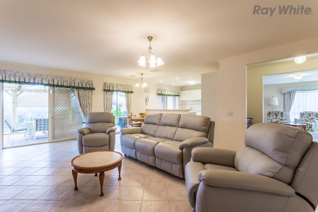40 Roadhouse Wynd, Sydenham VIC 3037, Sydenham - Thumbnail 3