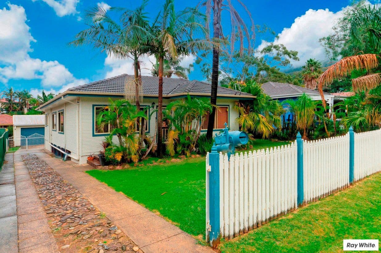 7 Corrie Road, WOONONA NSW 2517, Woonona - Image 1
