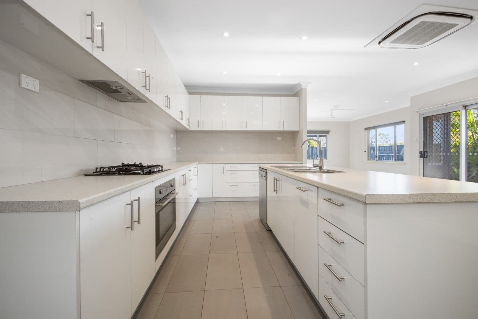 12 Curlew Street, Baynton WA 6714, Baynton - Thumbnail 4
