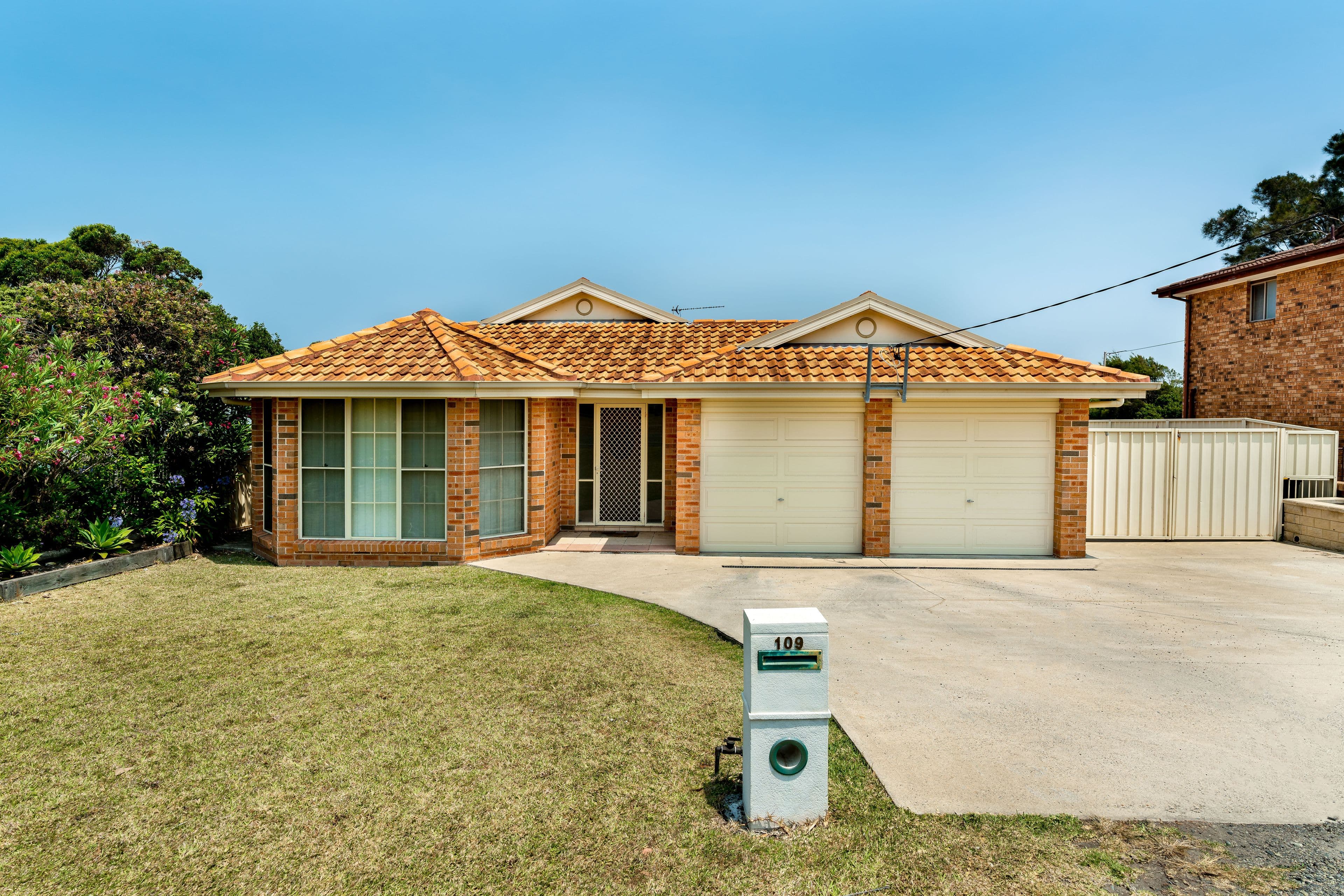 109 Prince Edward Avenue, Culburra Beach - Image 1