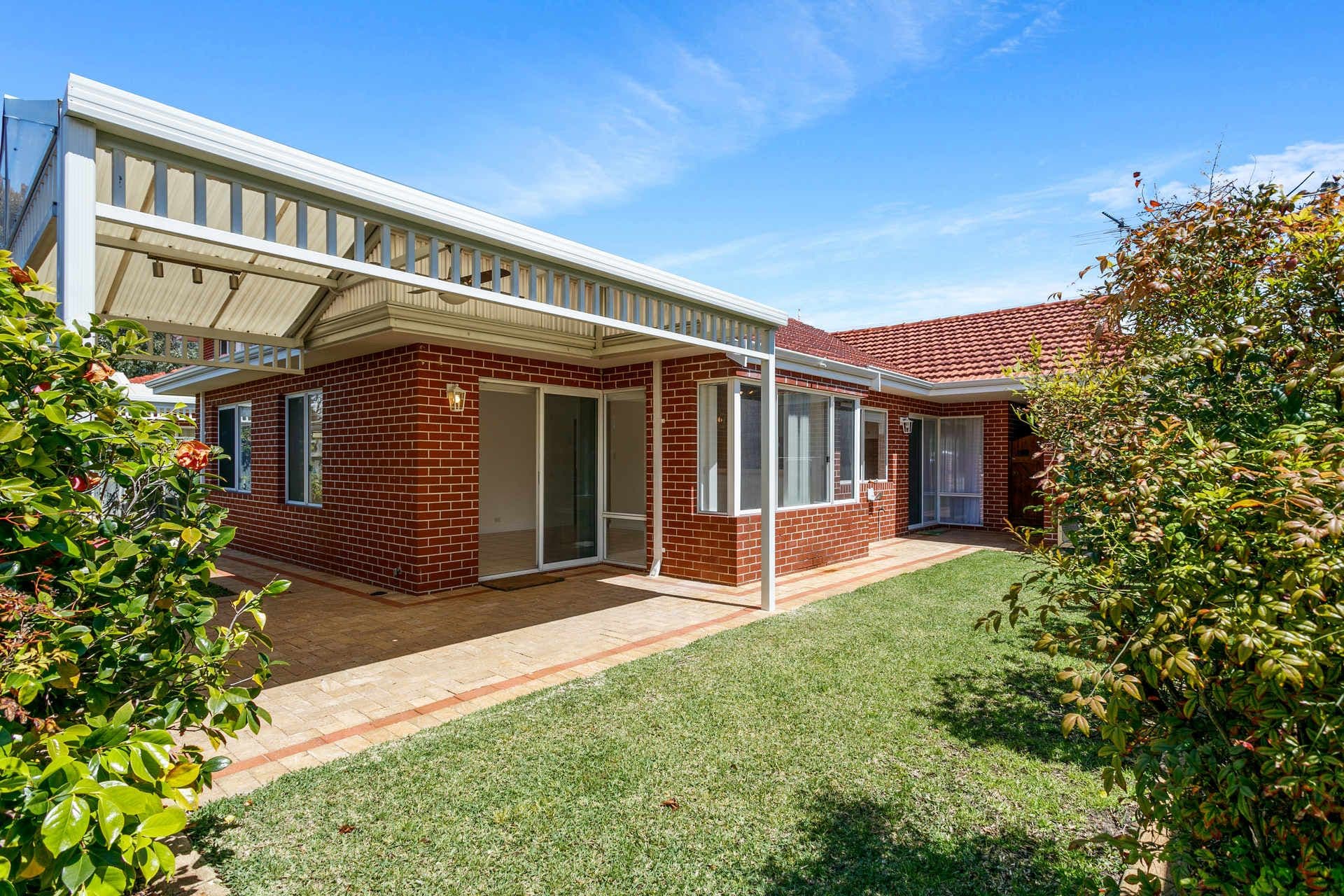 28 Strickland Street, Mount Claremont WA 6010, Mount Claremont - Thumbnail 3