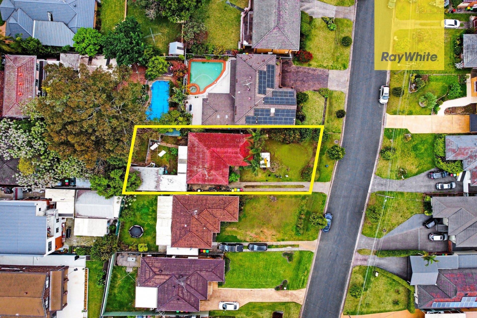 29 Oak Drive, Georges Hall NSW 2198, Georges Hall - Thumbnail 2