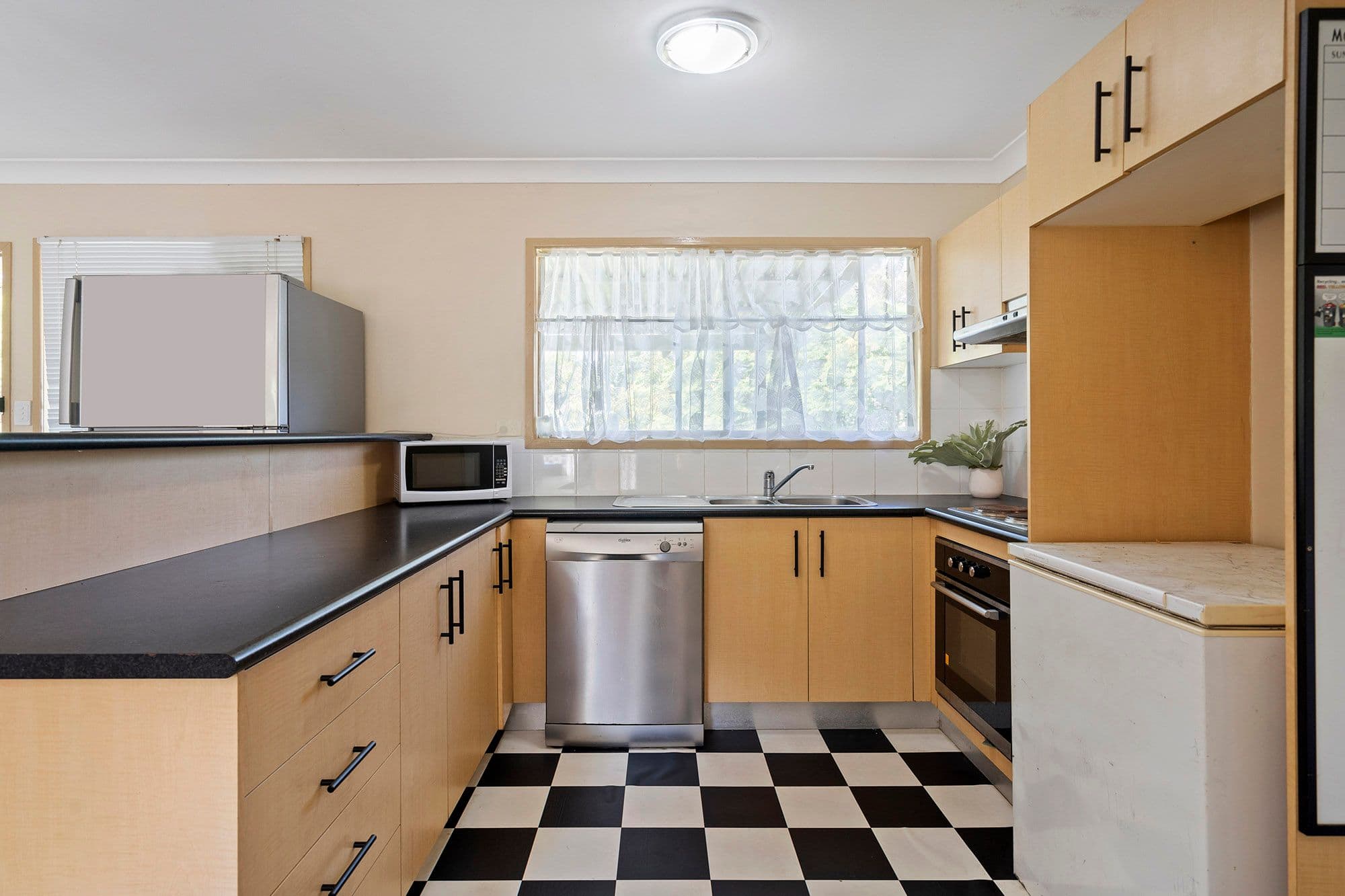 1 Darren Drive, Slacks Creek QLD 4127, Slacks Creek - Thumbnail 4