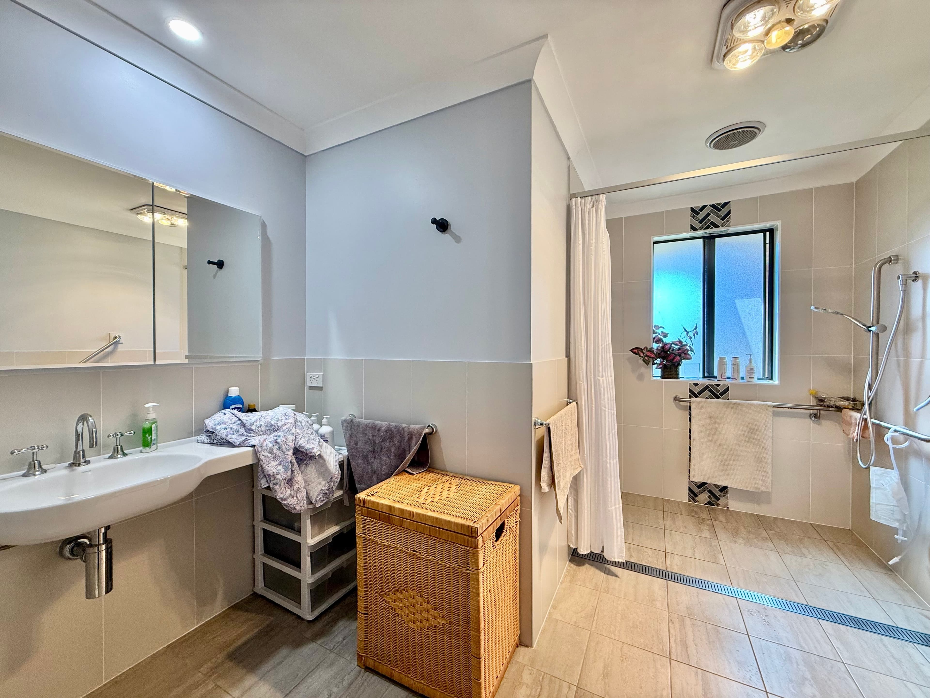 5 Henry Place, Young NSW 2594, Young - Thumbnail 6