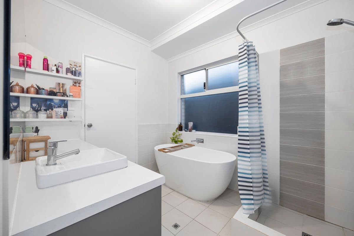25 Luminous Crescent, Eglinton WA 6034, Eglinton - Thumbnail 7
