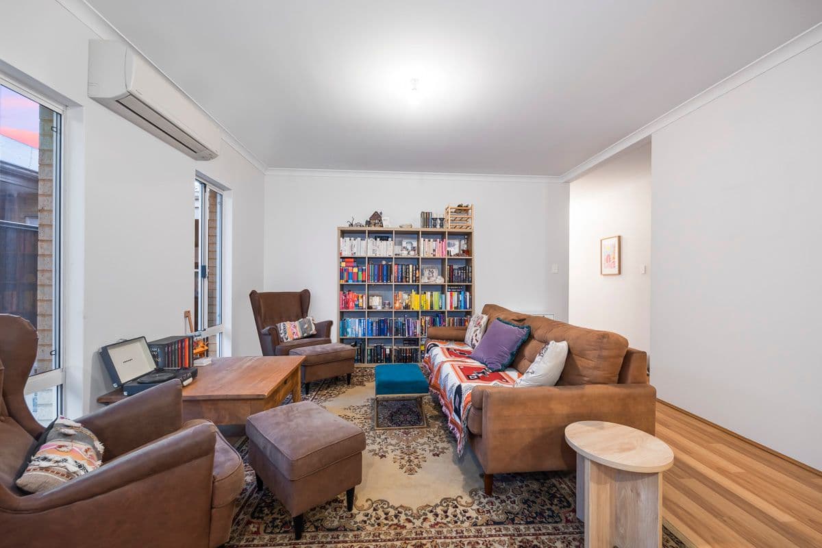 25 Luminous Crescent, Eglinton WA 6034, Eglinton - Thumbnail 8
