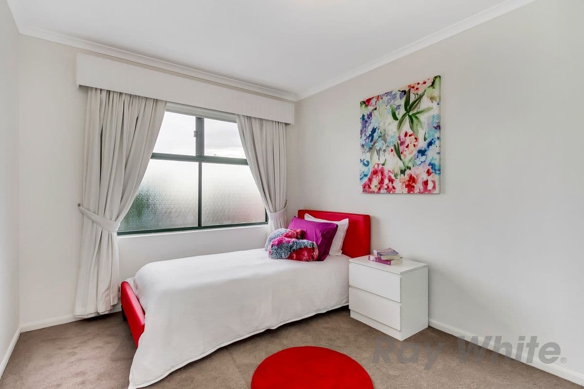 23 Lynton Avenue, Mitchell Park SA 5043, Mitchell Park - Thumbnail 8