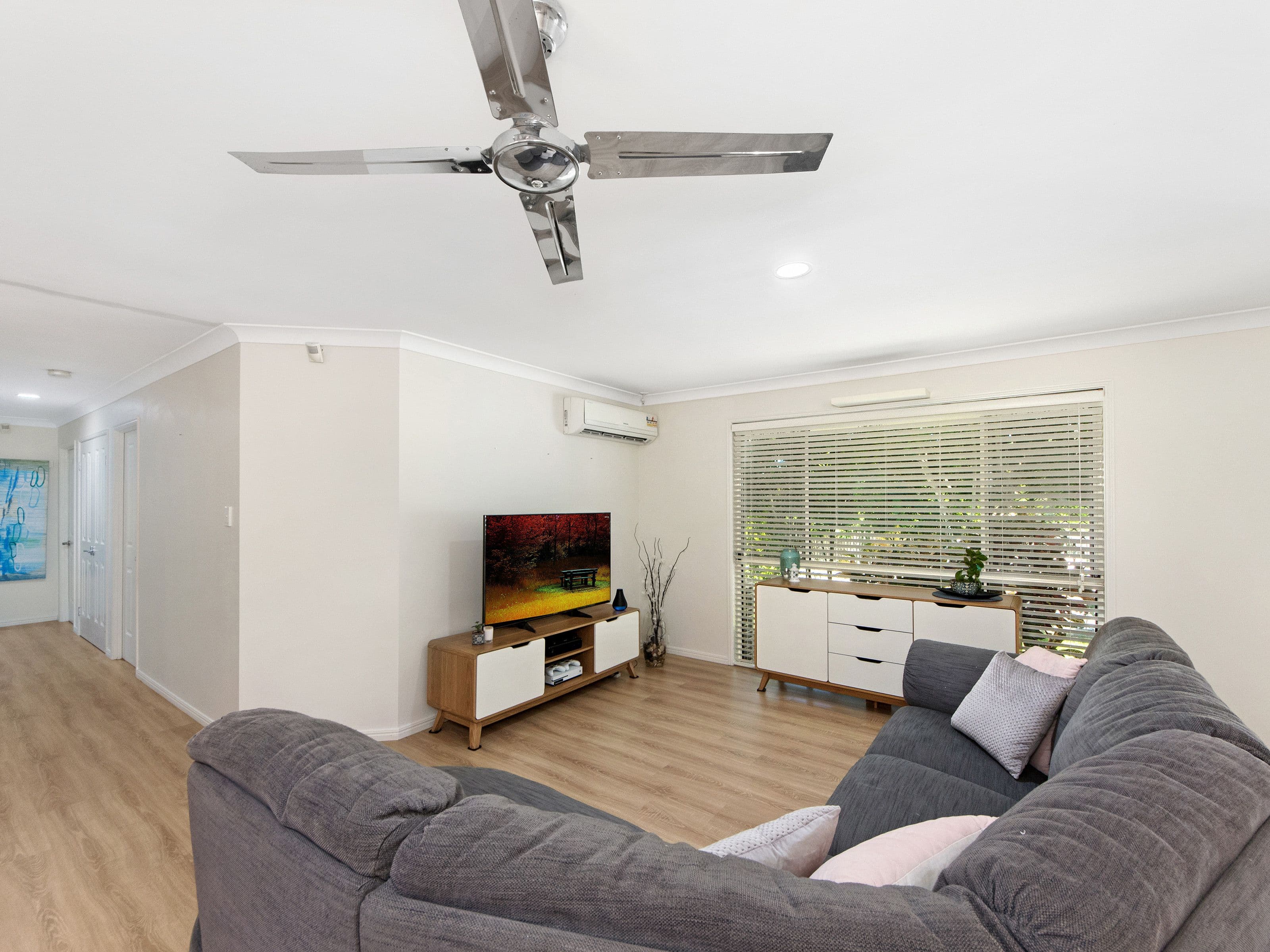 21 Roe Street, Upper Coomera QLD 4209, Upper Coomera - Thumbnail 8