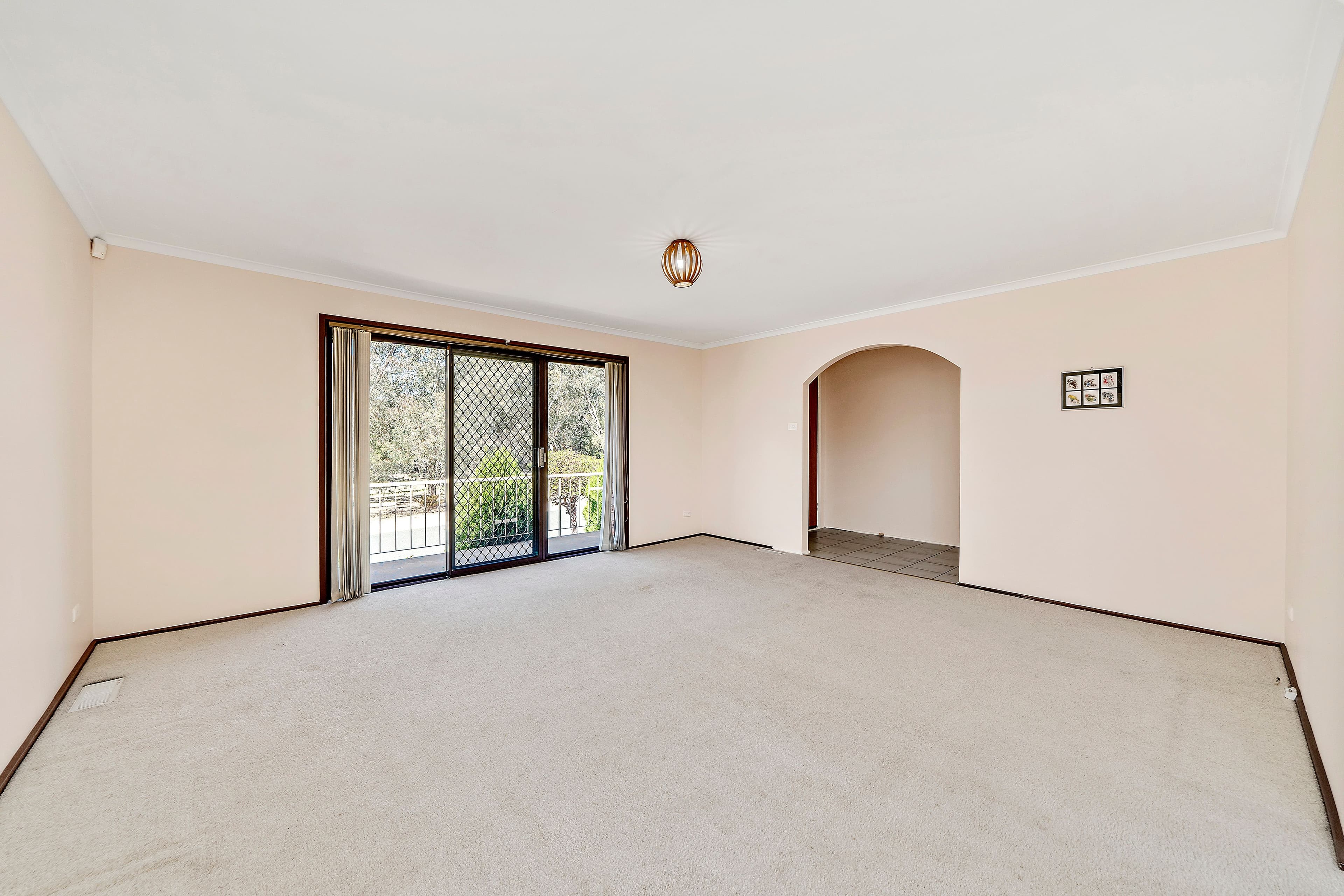 22 Barnard Circuit, Florey ACT 2615, Florey - Thumbnail 2