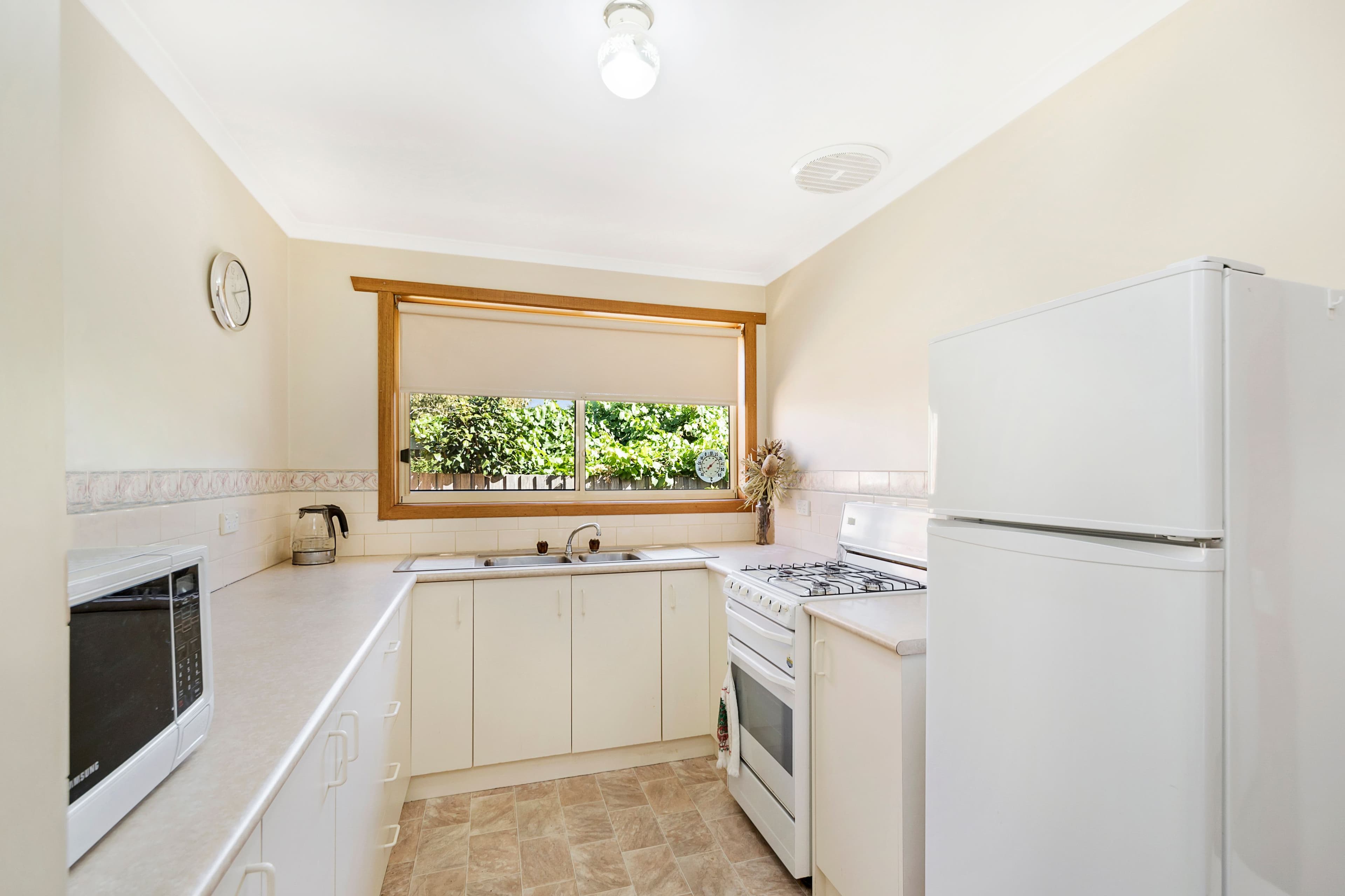 199 Yarrowee Street, Sebastopol VIC 3356, Sebastopol - Thumbnail 4