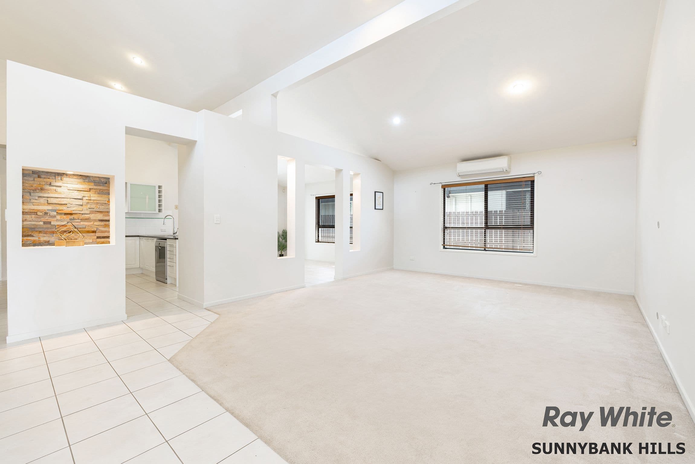 18 Lillydale Place, Calamvale QLD 4116, Calamvale - Thumbnail 5