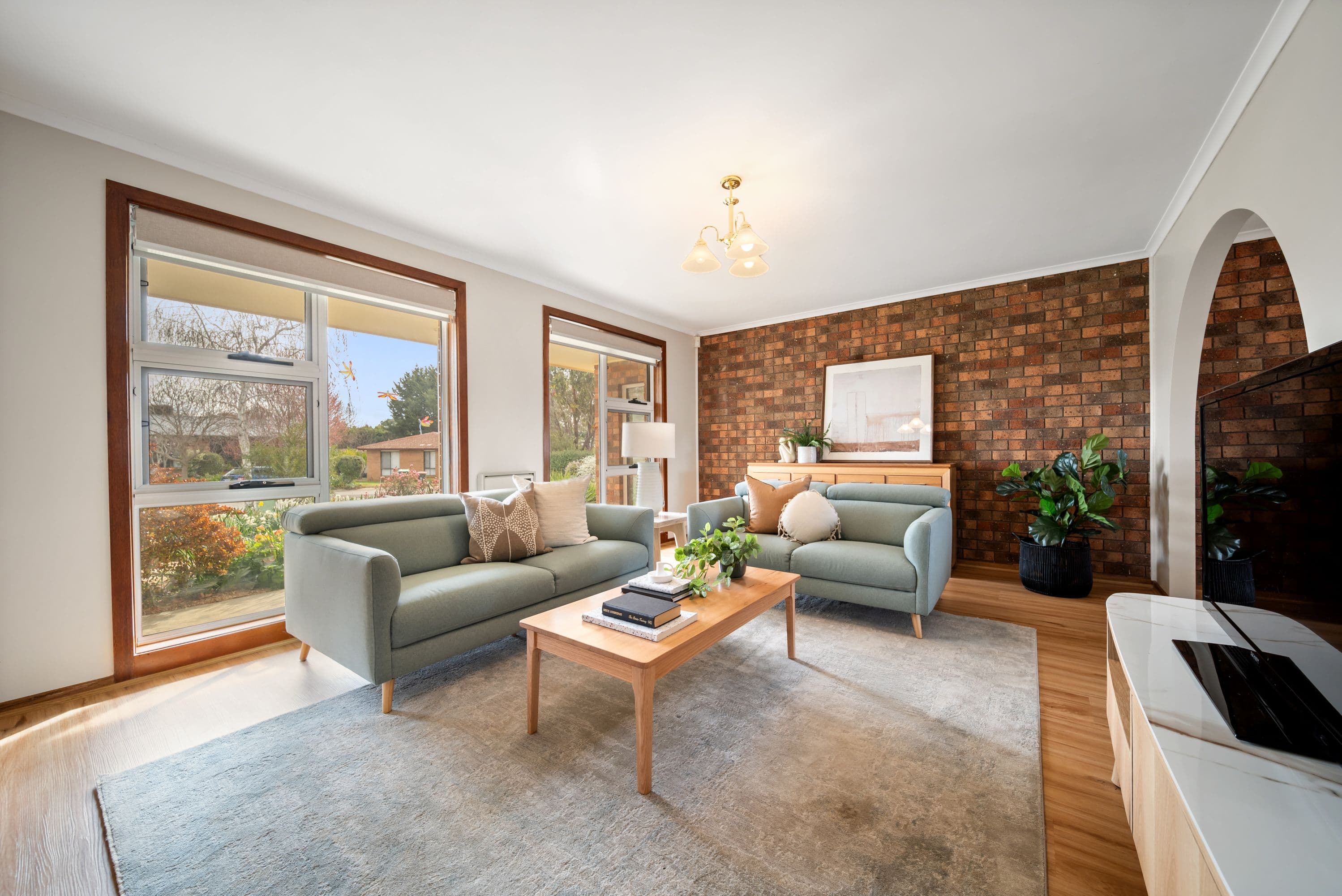 6 Hayden Close, Florey ACT 2615, Florey - Thumbnail 2
