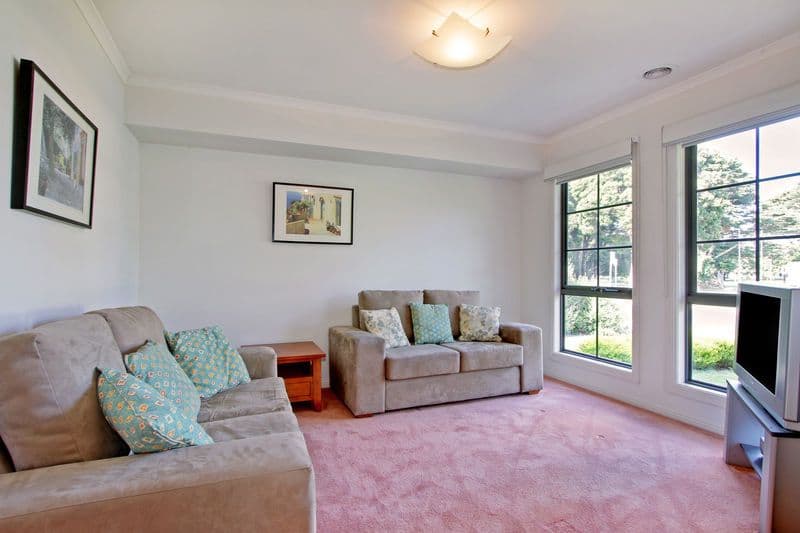 Unit 1, 2 SPRINGFIELD Avenue, CROYDON VIC 3136, Croydon - Thumbnail 3