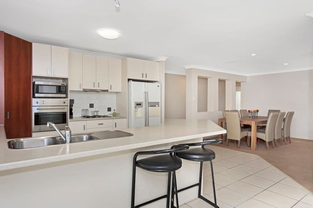 5 Bedroff Street, Upper Coomera QLD 4209, Upper Coomera - Thumbnail 5