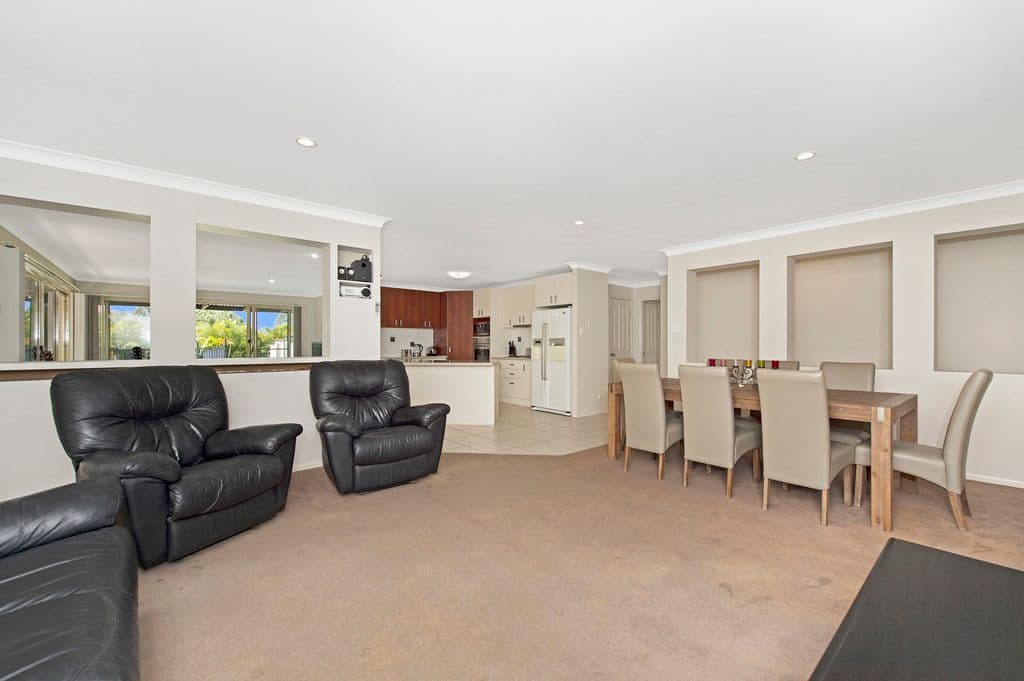 5 Bedroff Street, Upper Coomera QLD 4209, Upper Coomera - Thumbnail 8