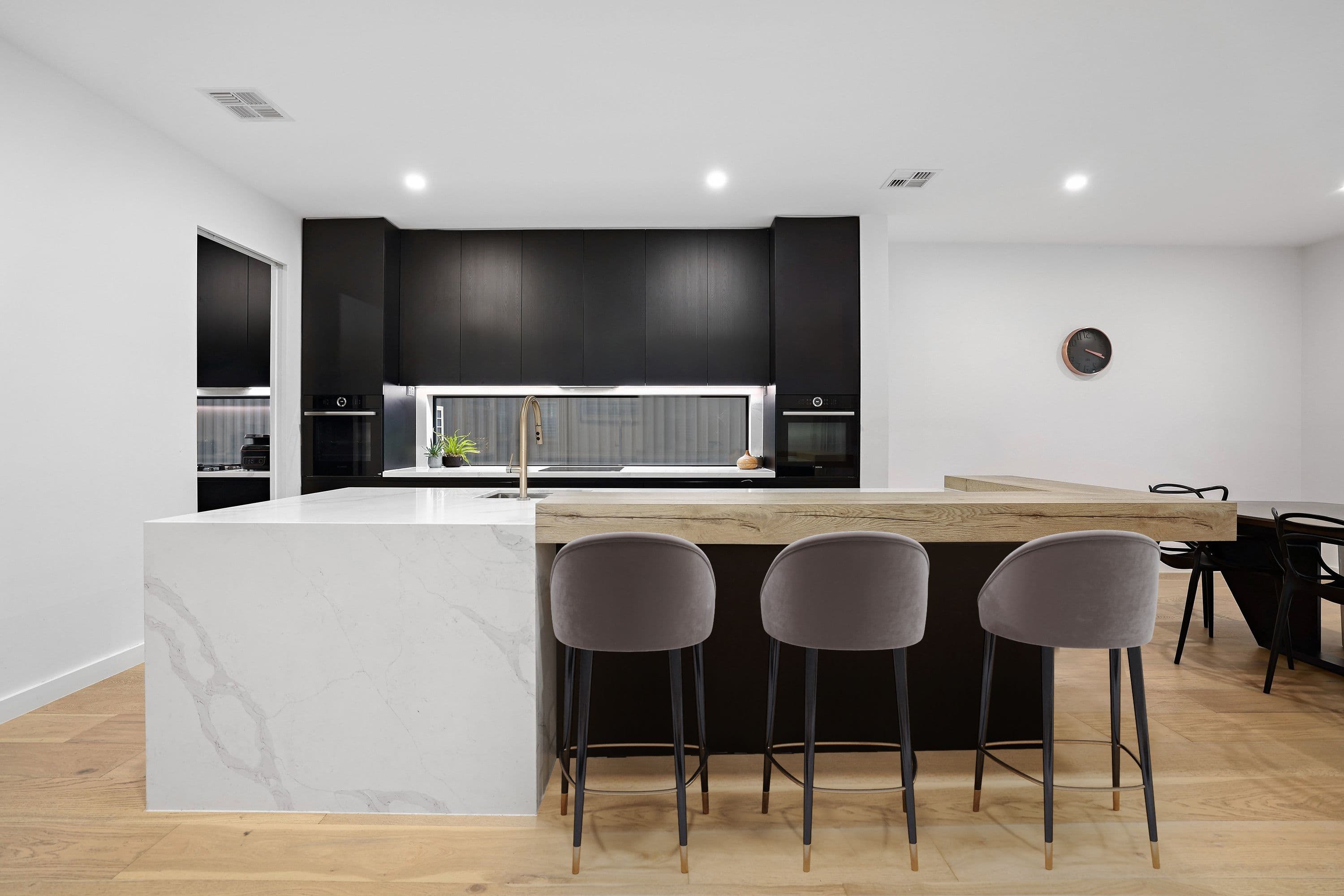 24 Gardeners Road, Bentleigh East VIC 3165, Bentleigh East - Thumbnail 2
