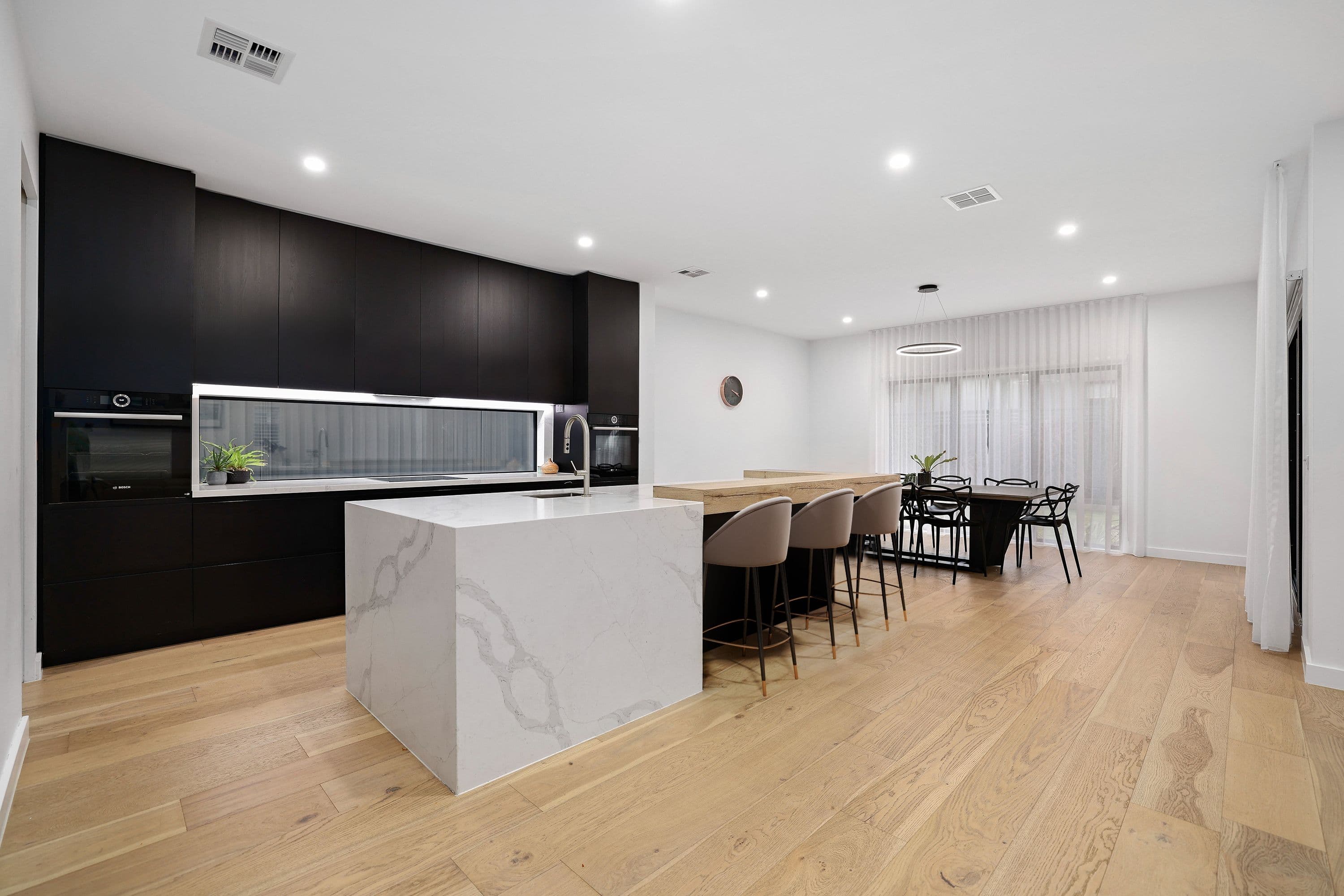 24 Gardeners Road, Bentleigh East VIC 3165, Bentleigh East - Thumbnail 3