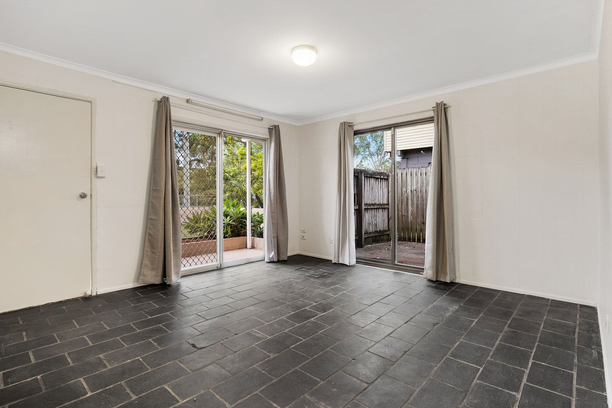 17 Birch Street, Kingston QLD 4114, Kingston - Thumbnail 6