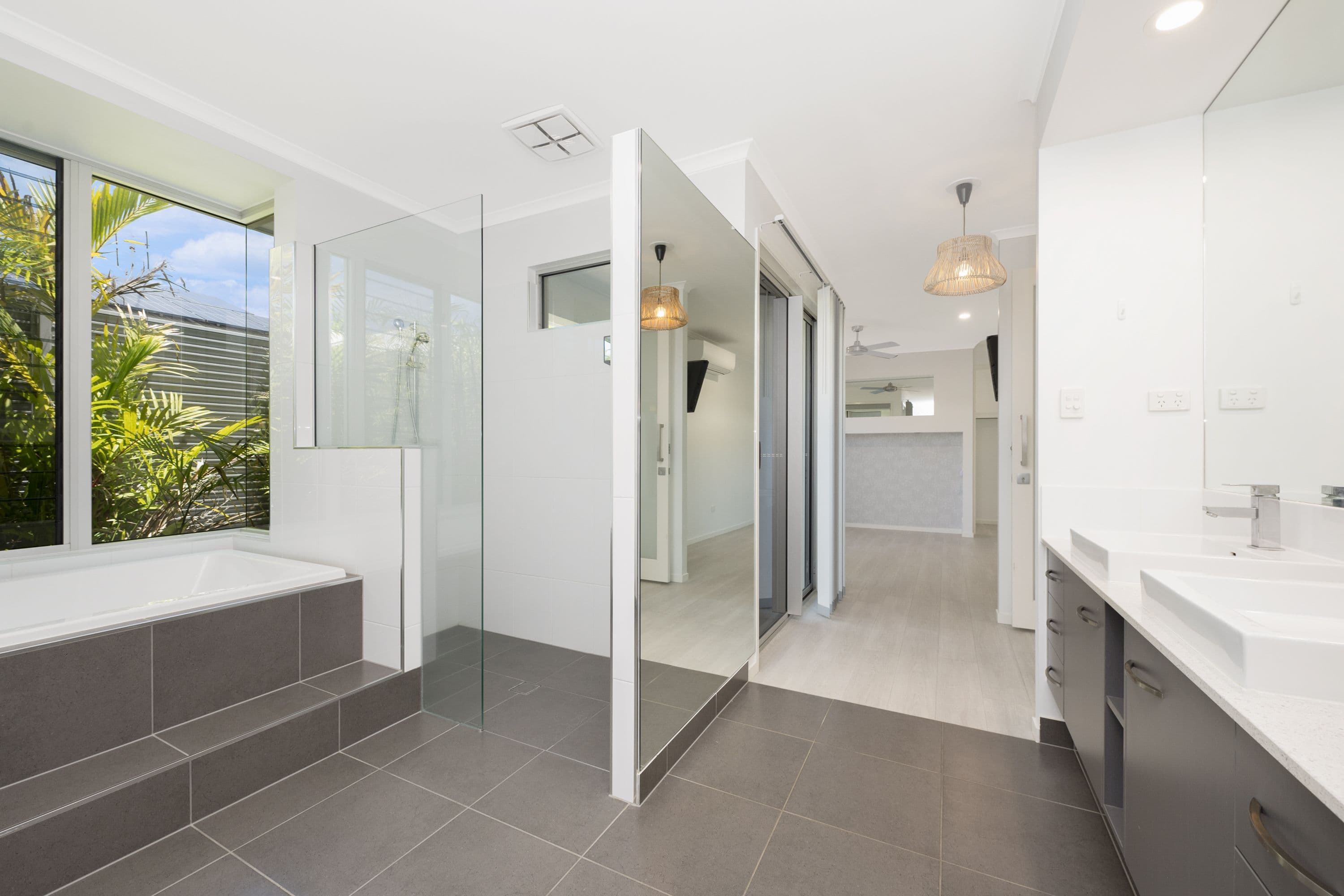38 Mallorca Circuit, Burdell QLD 4818, Burdell - Thumbnail 8