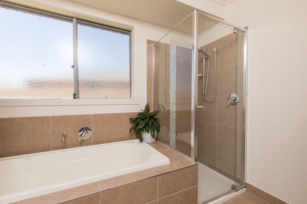12 Reisling Court, Mildura VIC 3500, Mildura - Thumbnail 5