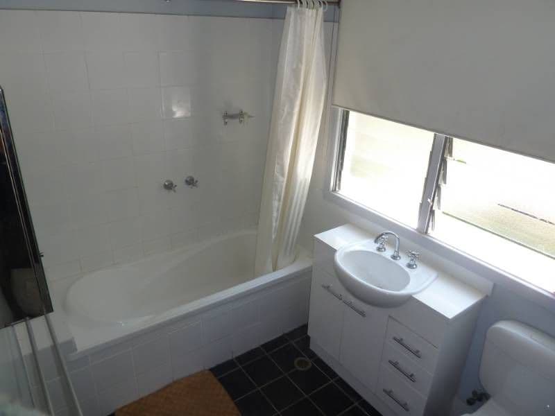 11 Lucy Street, KATHERINE NT 0850, Katherine South - Thumbnail 3