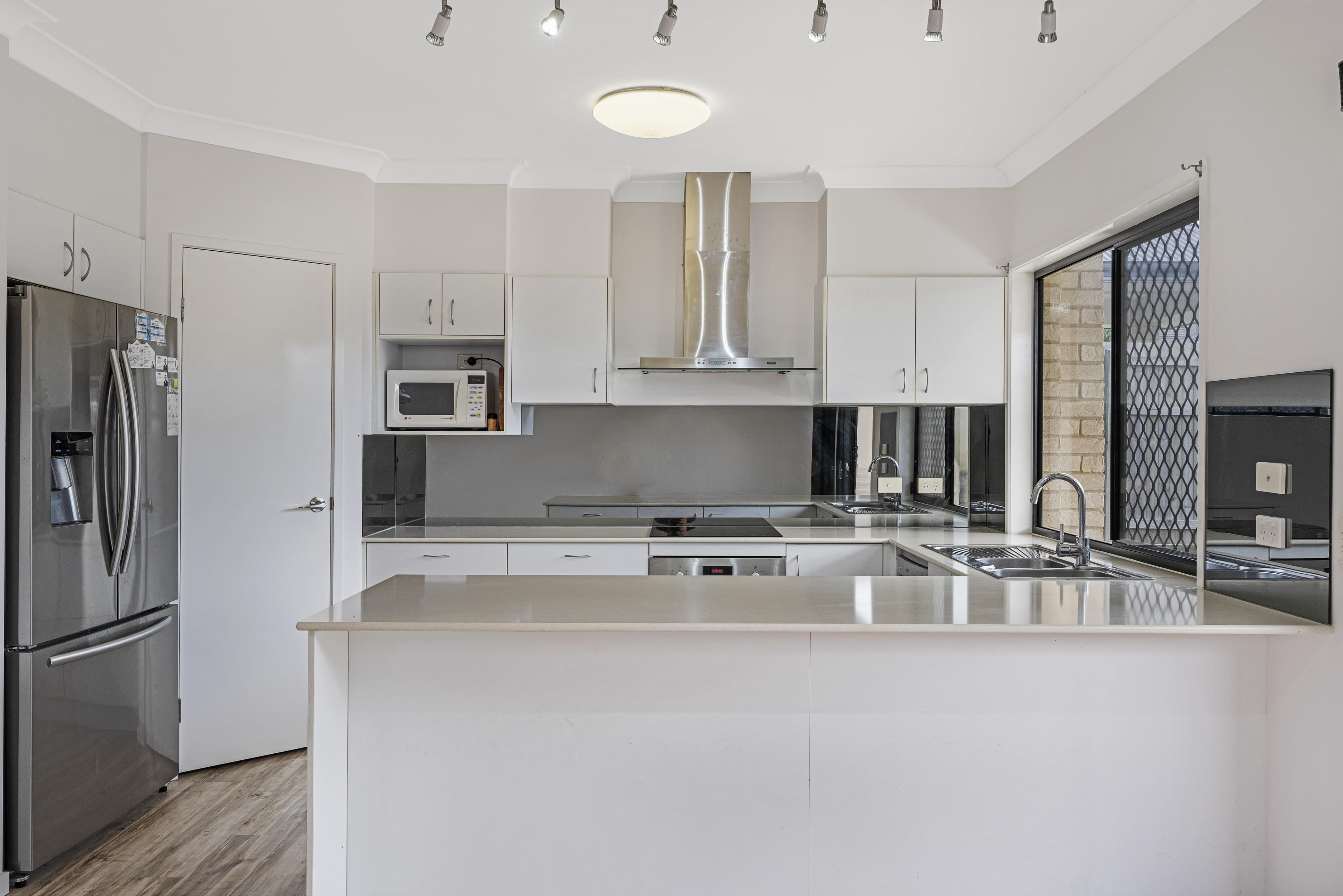 14 Kidston Crescent, Warner QLD 4500, Warner - Thumbnail 2