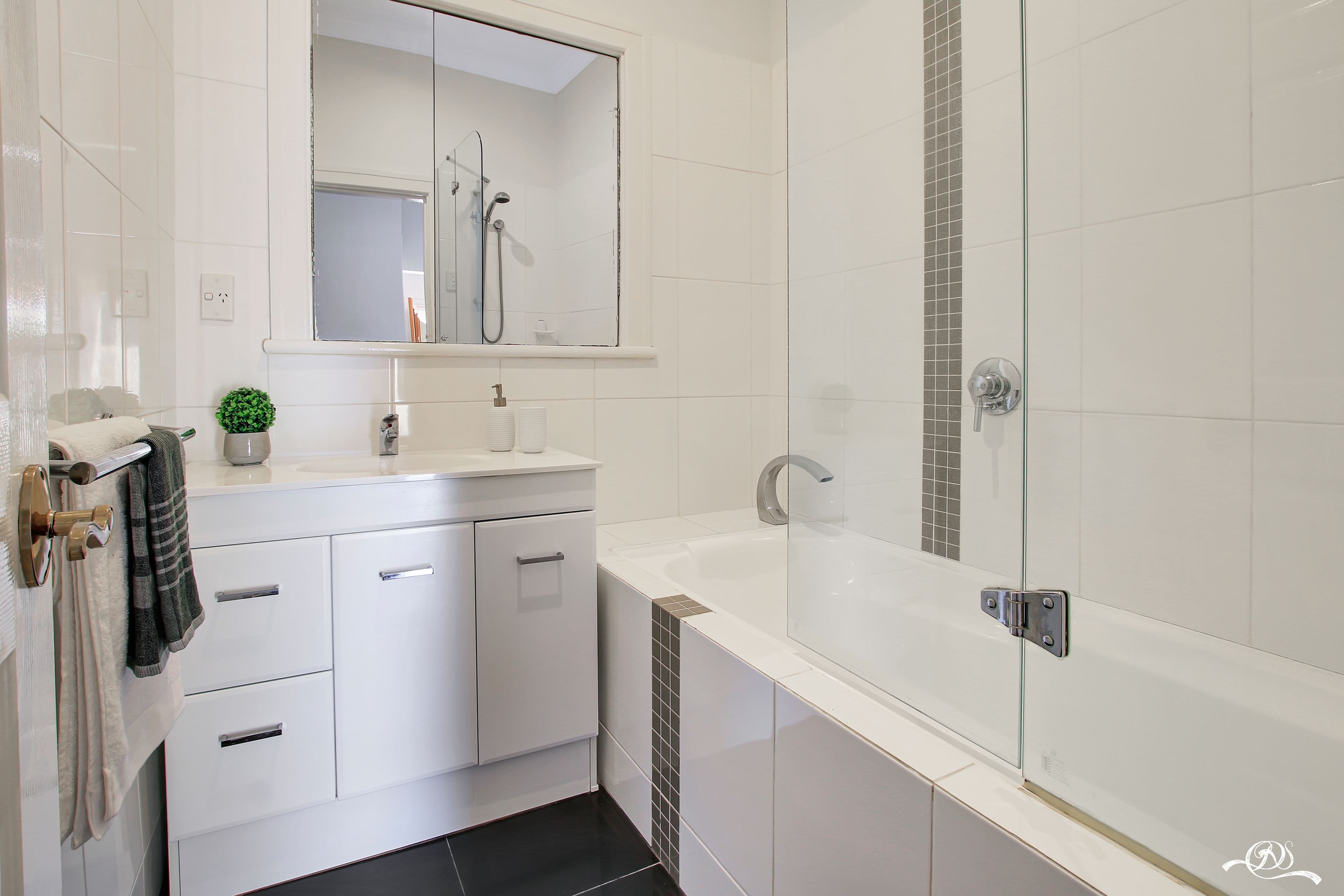 99 Manning Road, Manning WA 6152, Manning - Thumbnail 8
