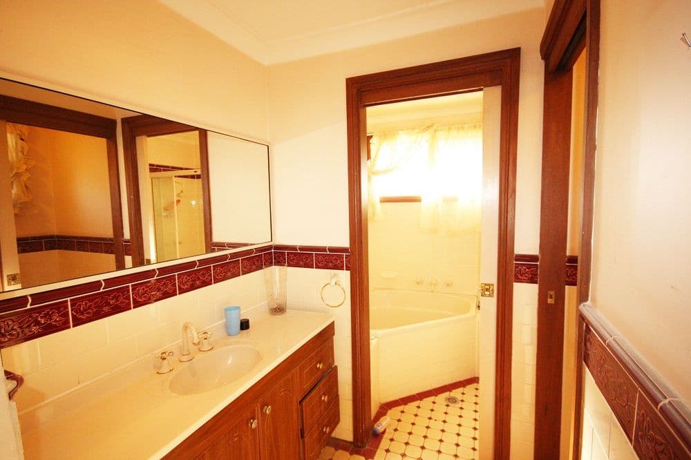 30 Bungonia Road, LEUMEAH NSW 2560, Leumeah - Thumbnail 7