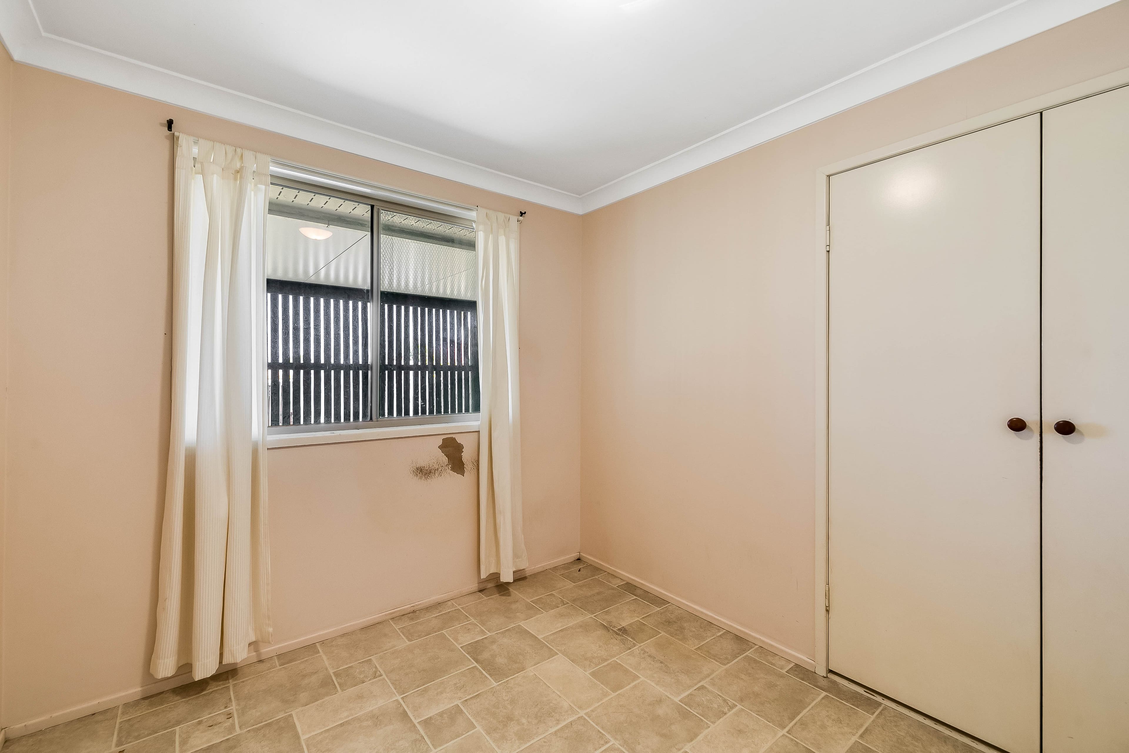 599 Greenwattle Street, Glenvale QLD 4350, Glenvale - Thumbnail 7