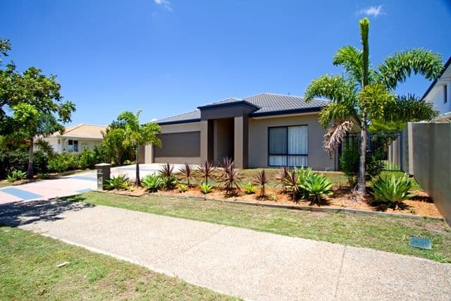 45 Heights Drive, ROBINA QLD 4226, Robina - Thumbnail 3