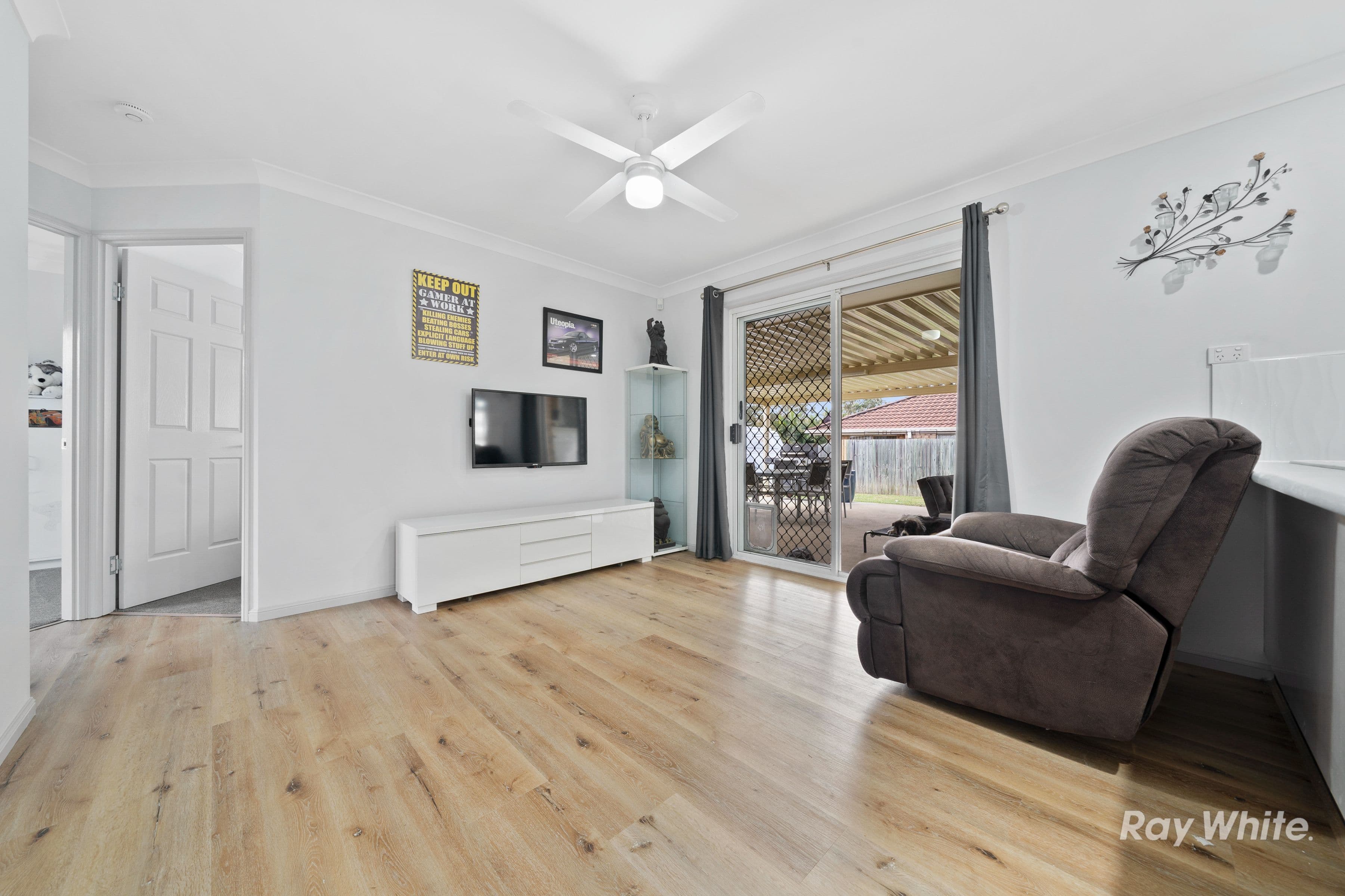 127 Lamberth Road, Regents Park QLD 4118, Regents Park - Thumbnail 6