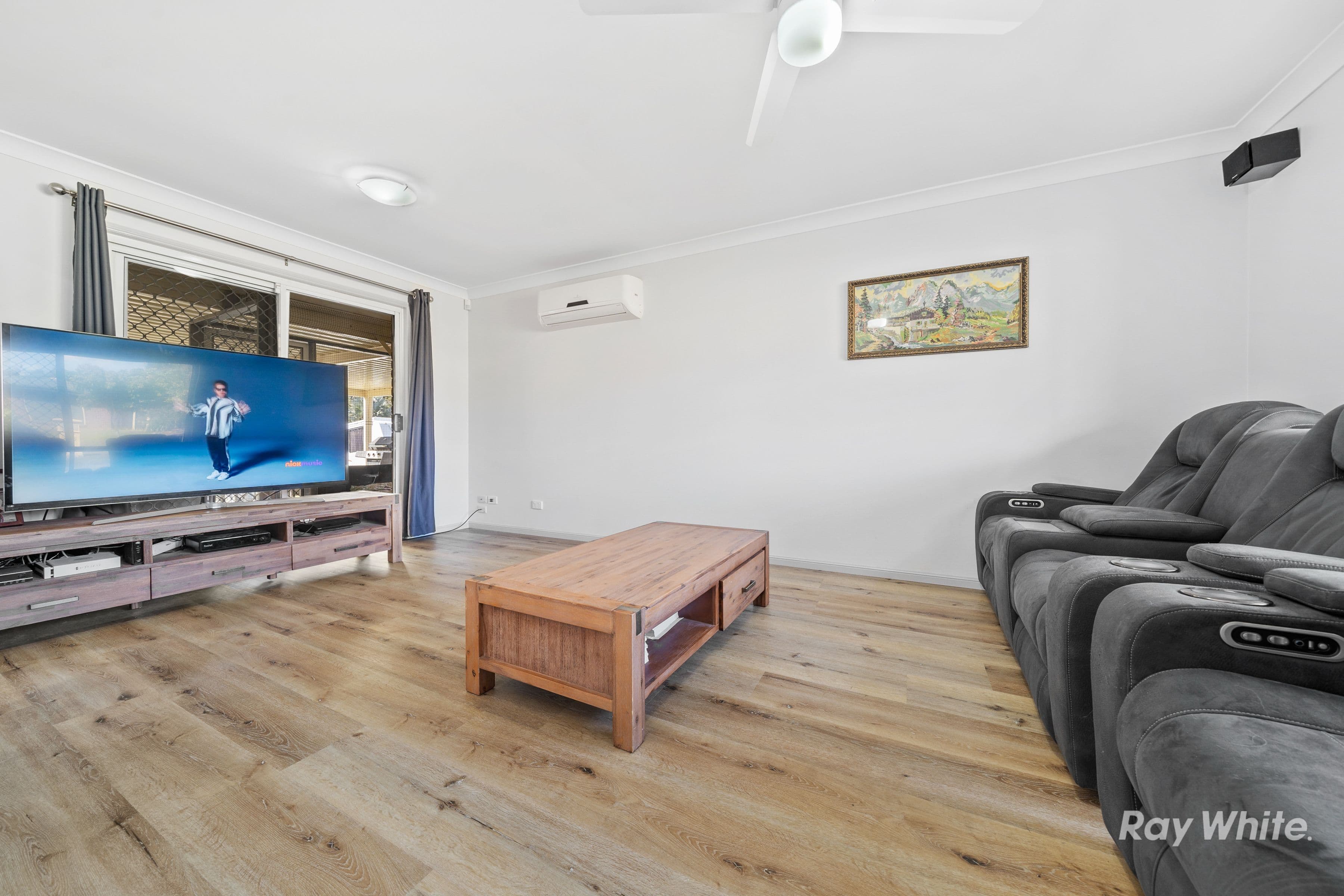 127 Lamberth Road, Regents Park QLD 4118, Regents Park - Thumbnail 8