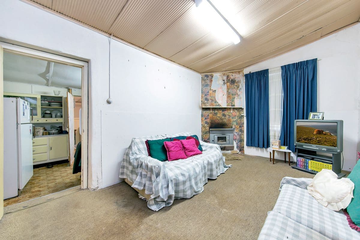 16 Newark Str, Saddleworth SA 5413, Saddleworth - Thumbnail 7