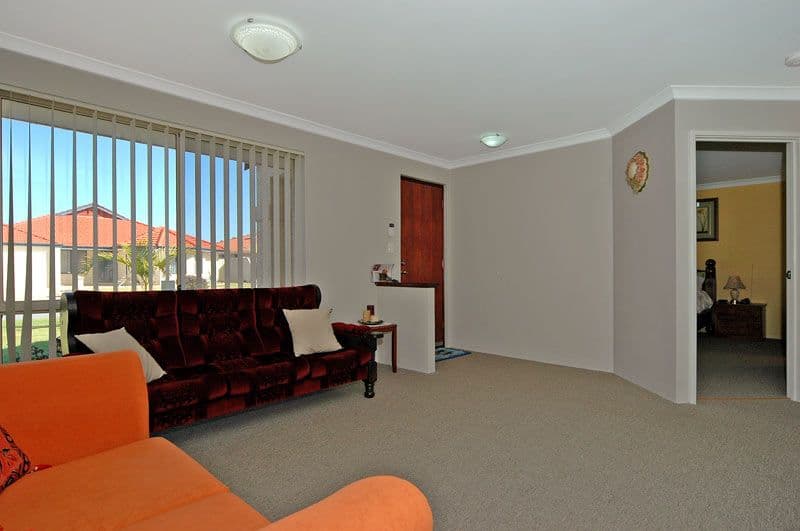 15 Turnstone Glade, BEECHBORO WA 6063, Beechboro - Thumbnail 3