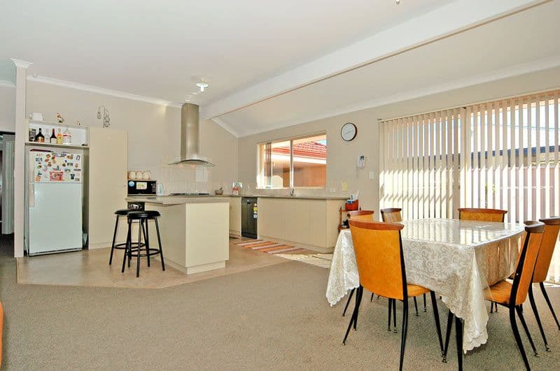 15 Turnstone Glade, BEECHBORO WA 6063, Beechboro - Thumbnail 6