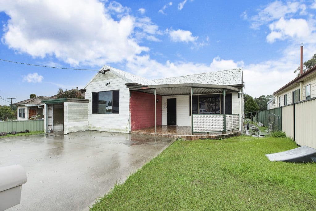 221 Awaba Road, Toronto NSW 2283, Toronto - Image 1