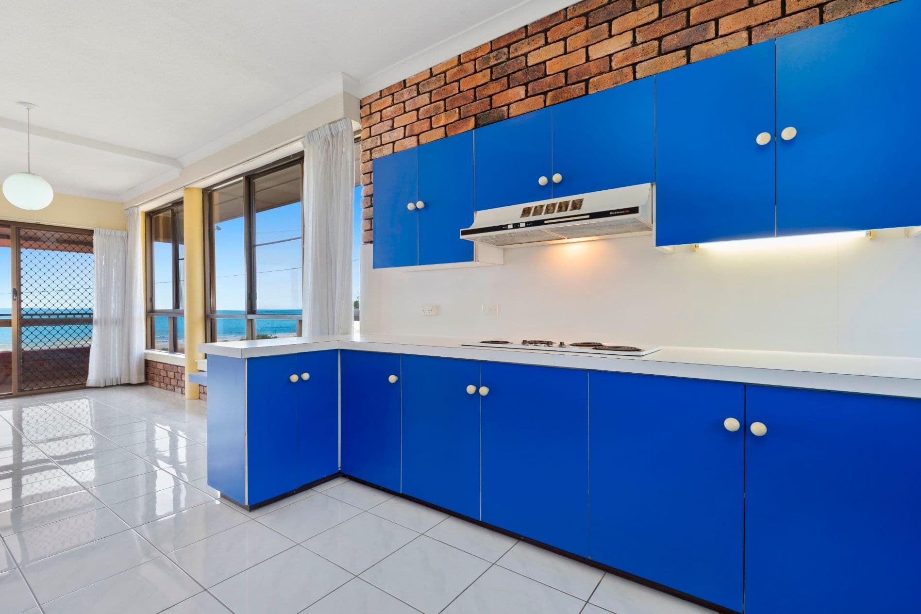 10 Kerr Street, Meikleville Hill QLD 4703, Meikleville Hill - Thumbnail 3
