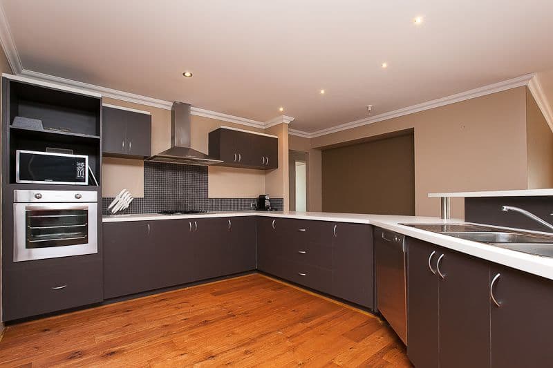 36 Kambea Crescent, Viewbank, Viewbank - Thumbnail 2