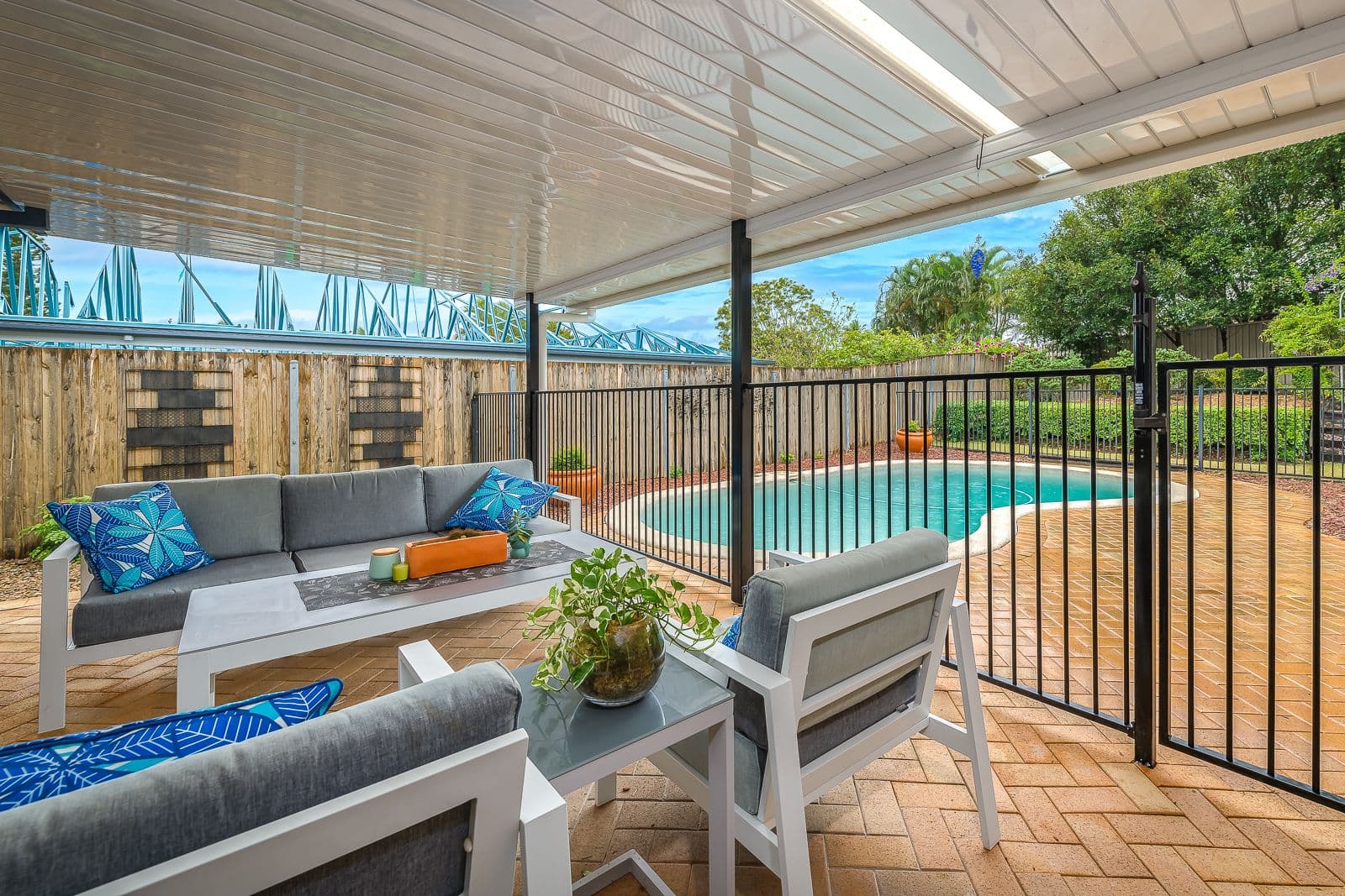 19 Captain Cook Close, Arundel QLD 4214, Arundel - Thumbnail 3