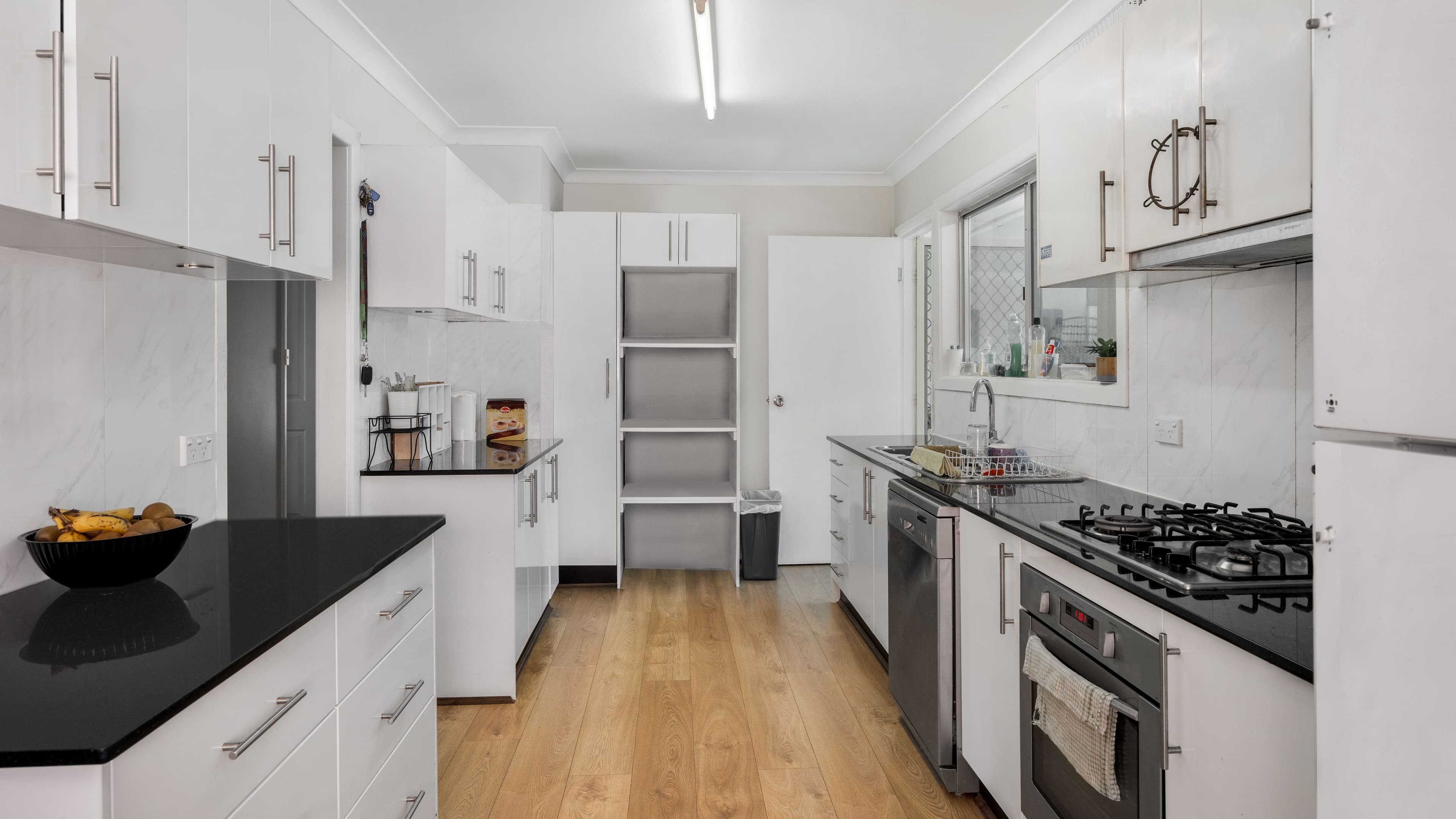 52 Fawcett Street, Glenfield NSW 2167, Glenfield - Thumbnail 5