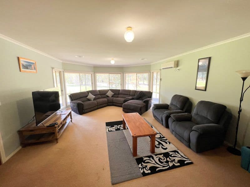 9 BILLABONG Place, Deniliquin NSW 2710, Deniliquin - Thumbnail 4